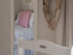 The single bedroom in Bluebell Cottage in Docking, West Norfolk.