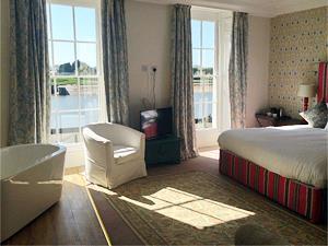 A bank house bedroom in King's Lynn.