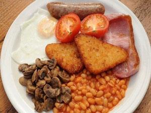 A delicious full English breakfast served at Cafe Roasta in King's Lynn.