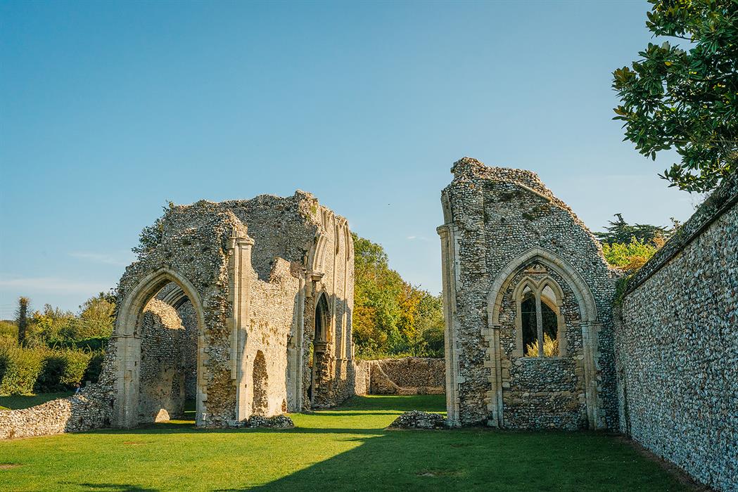 Creake Abbey in sunlight
