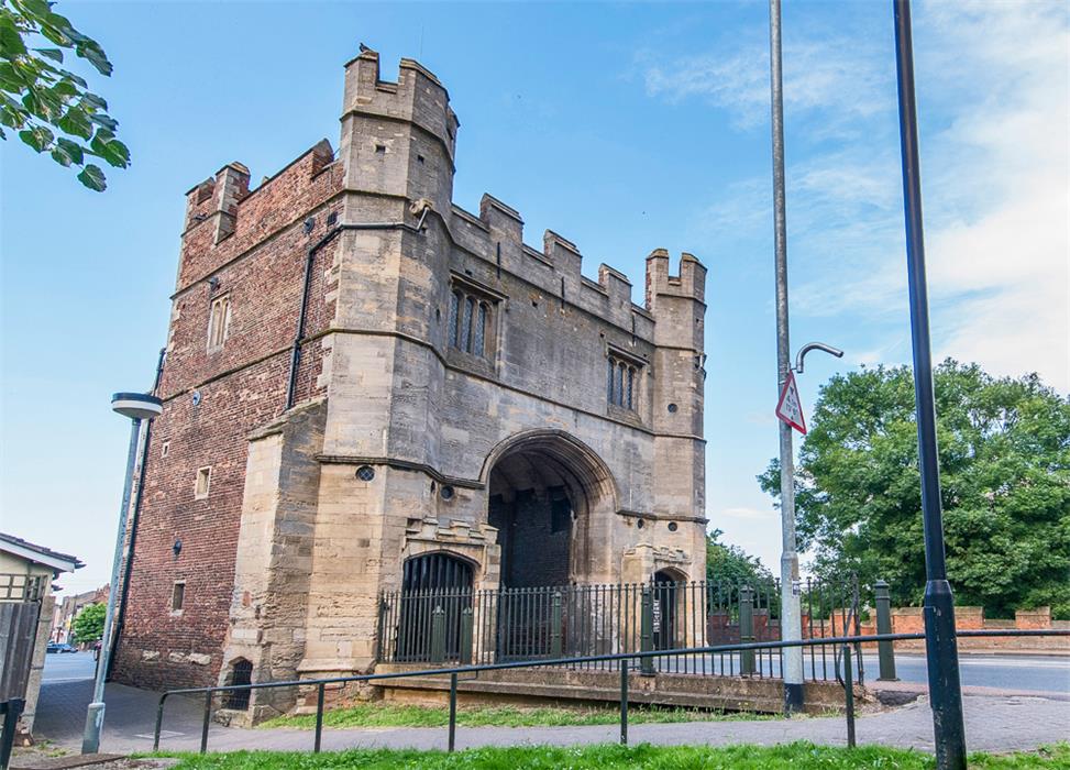 South Gate – Visit West Norfolk