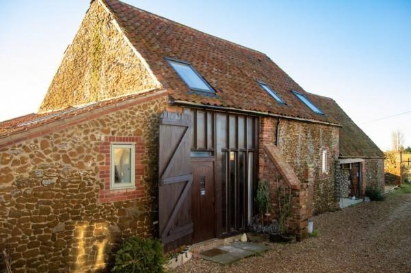 Exterior of The Old Barn.