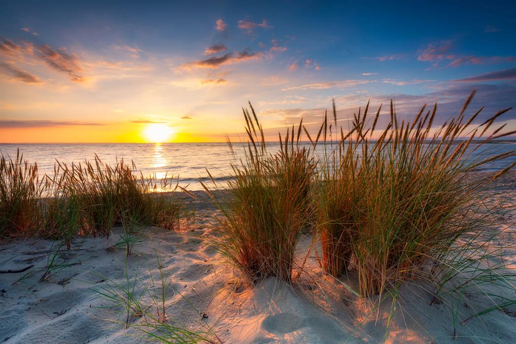 Stunning sunsets over the sea